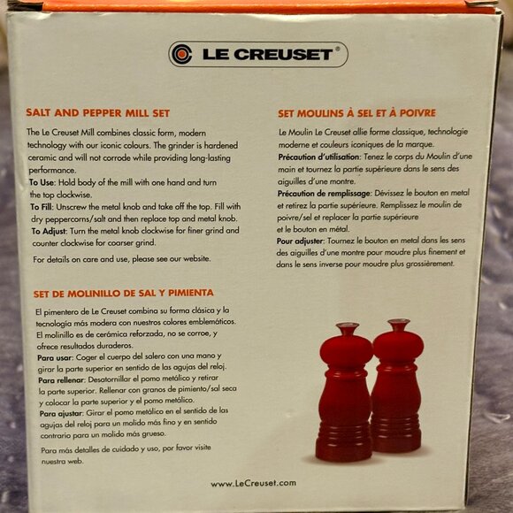 Le Creuset Cerise Red Petite Salt & Pepper Mill Set • New in Box - Picture 6 of 7
